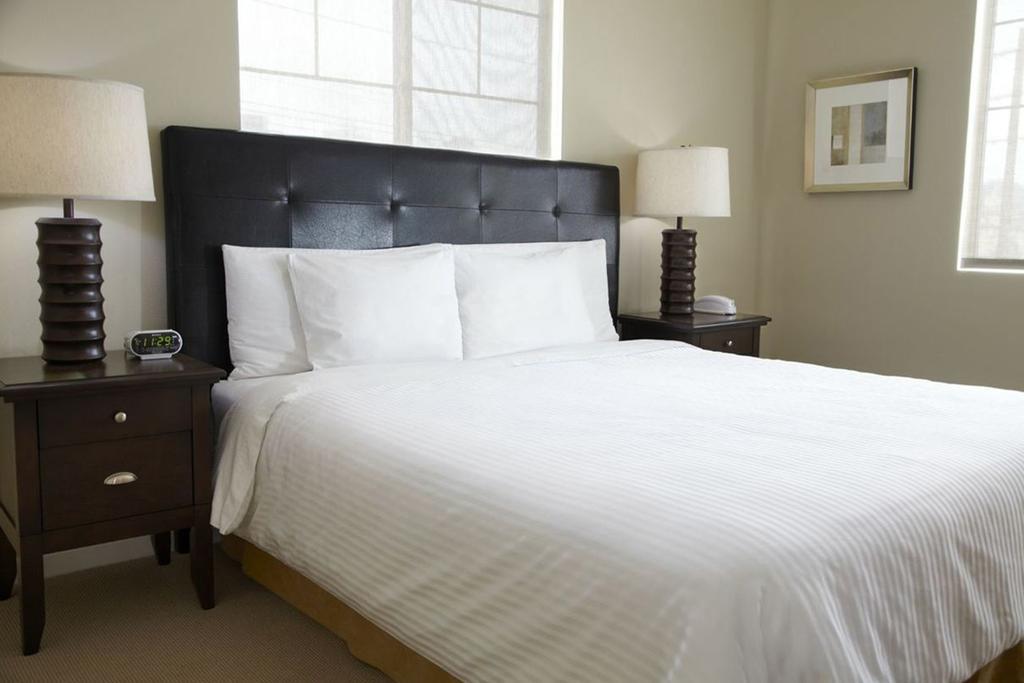 Oakwood Arlington Aparthotel Екстериор снимка